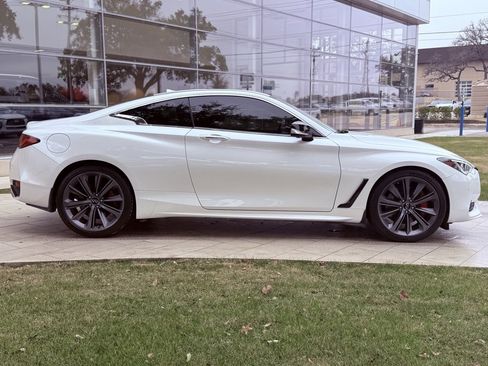 Certified 2022 INFINITI Q60 Red Sport 400 w/ Cargo Package image 5