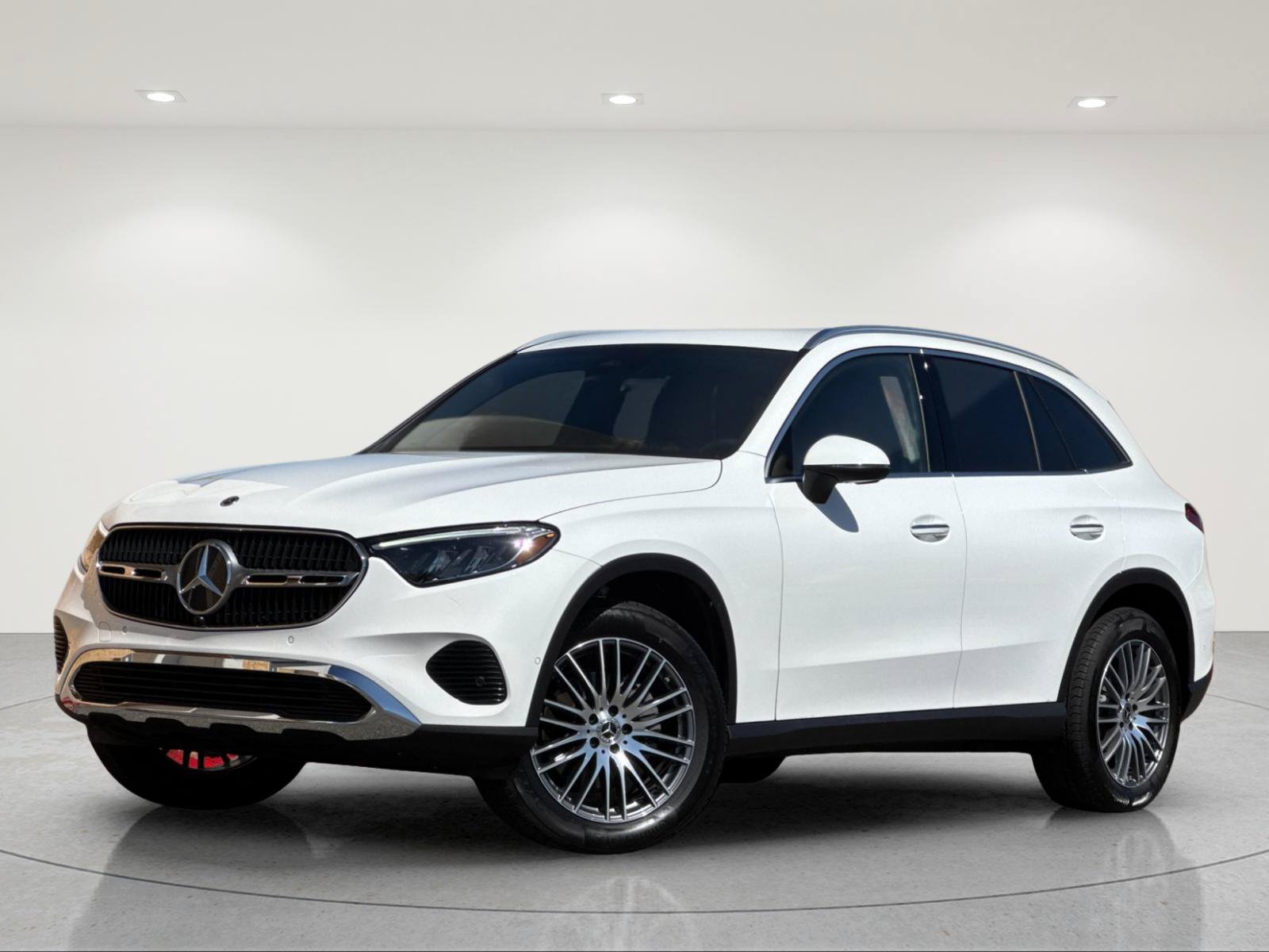 Certified 2026 Mercedes-Benz GLC 300 image 2