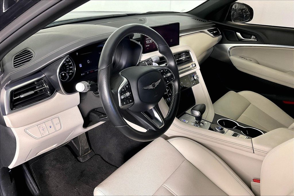 Used 2025 Genesis G70 2.5T RWD image 15