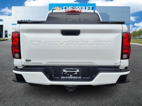 Used 2024 Chevrolet Colorado LT w/ LT Convenience Package image 4