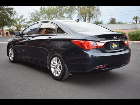 Used 2013 Hyundai Sonata GLS image 6