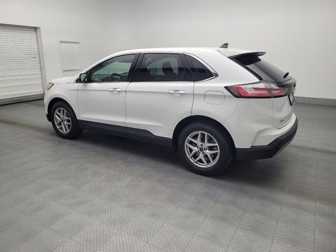 Used 2024 Ford Edge SEL image 3