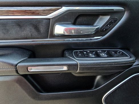 Used 2020 RAM 1500 Laramie image 14