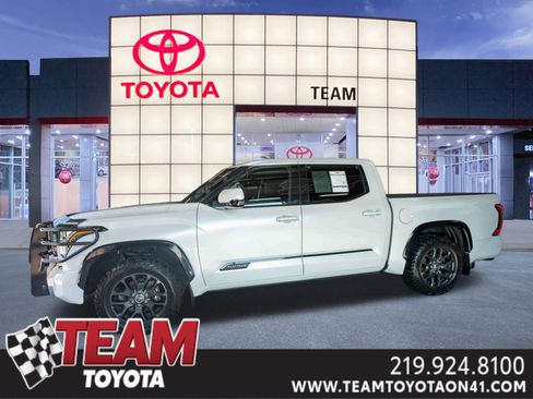 Used 2022 Toyota Tundra Platinum w/ Advanced Package AWD/4WD image 1