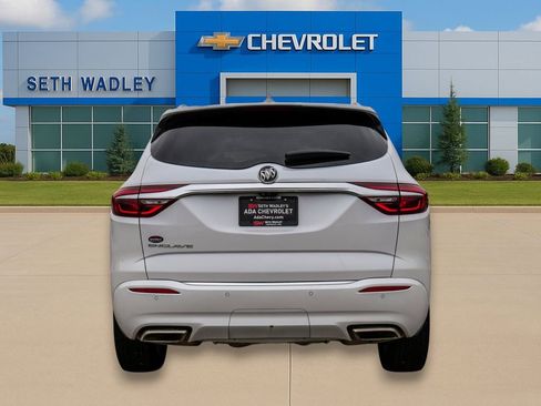 Used 2021 Buick Enclave Avenir w/ Avenir Technology Package FWD image 6