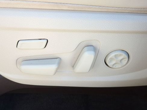 Used 2020 Hyundai Palisade Limited image 18