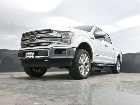 Used 2019 Ford F150 Lariat w/ Equipment Group 502A Luxury AWD/4WD image 44