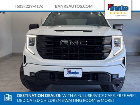 Used 2023 GMC Sierra 1500 Elevation AWD/4WD image 3