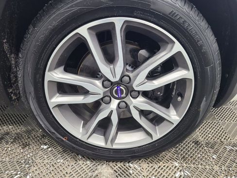 Used 2016 Volvo V60 T5 Cross Country Platinum w/ Climate Package image 15