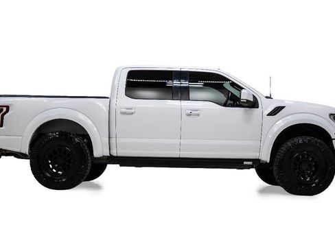 Used 2017 Ford F150 Raptor w/ Equipment Group 802A Luxury AWD/4WD image 5