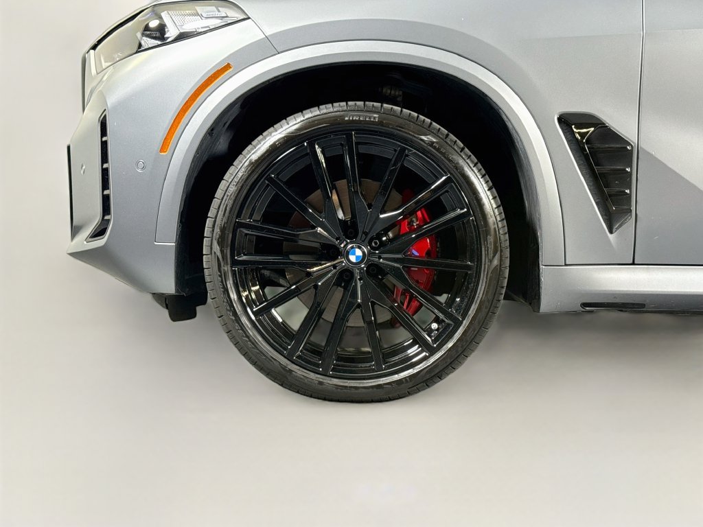 Used 2025 BMW X5 sDrive40i w/ M Sport Package RWD image 24