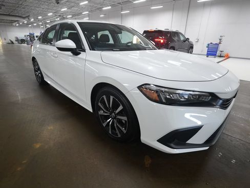 Used 2023 Honda Civic EX image 36