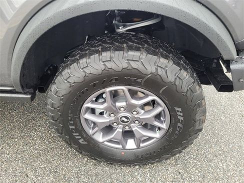 New 2025 Ford Bronco Badlands image 41