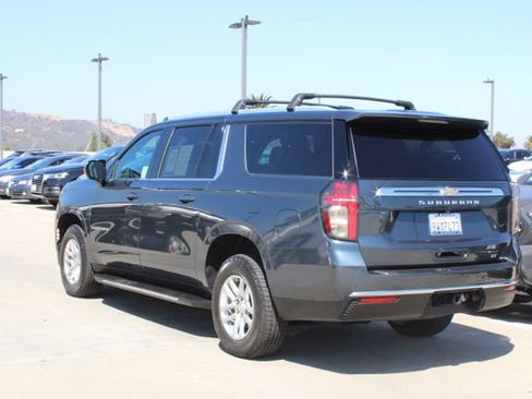 Used 2021 Chevrolet Suburban LT AWD/4WD image 19
