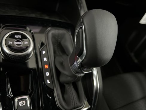 New 2026 GMC Canyon Elevation w/ Convenience Package image 50