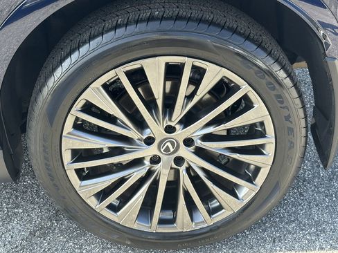 Used 2024 Lexus RX 350 FWD w/ Convenience Package image 23