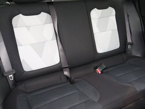 Used 2025 Chevrolet Trax RS w/ Driver Confidence Package image 18