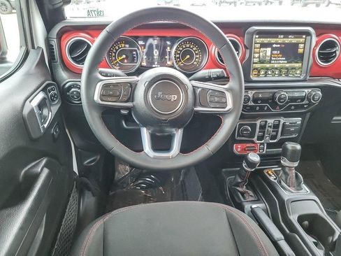 Certified 2023 Jeep Gladiator Rubicon AWD/4WD image 12