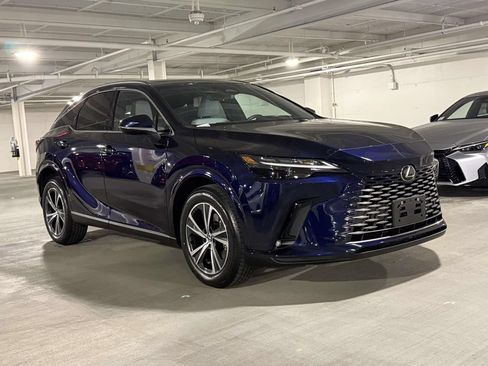 Used 2023 Lexus RX 350 Premium w/ Accessory Package AWD/4WD image 9