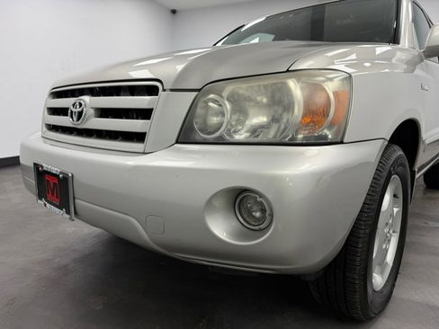 Used 2006 Toyota Highlander Limited image 17