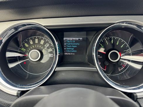 Used 2014 Ford Mustang GT Premium w/ Comfort Package image 20