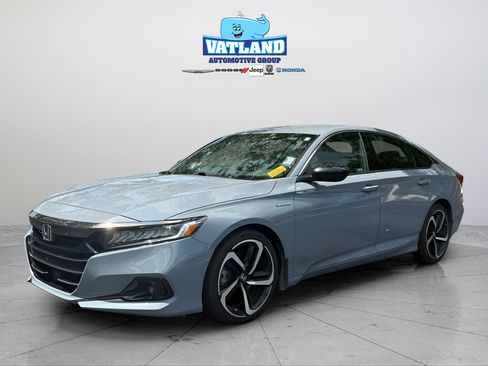Used 2022 Honda Accord Sport image 1