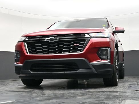 Used 2022 Chevrolet Traverse RS FWD image 29