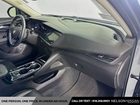 Used 2021 Buick Envision Essence FWD image 27