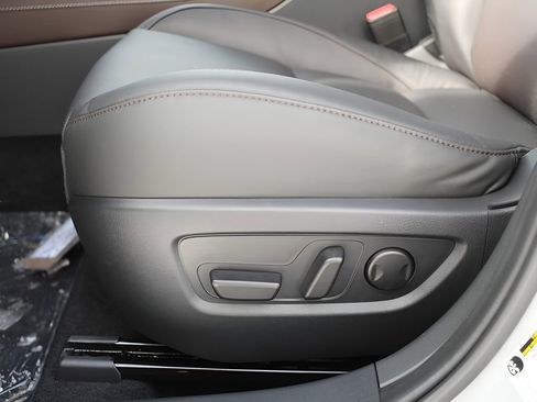 Certified 2025 MAZDA CX-30 AWD 2.5 S w/ Premium Package image 13