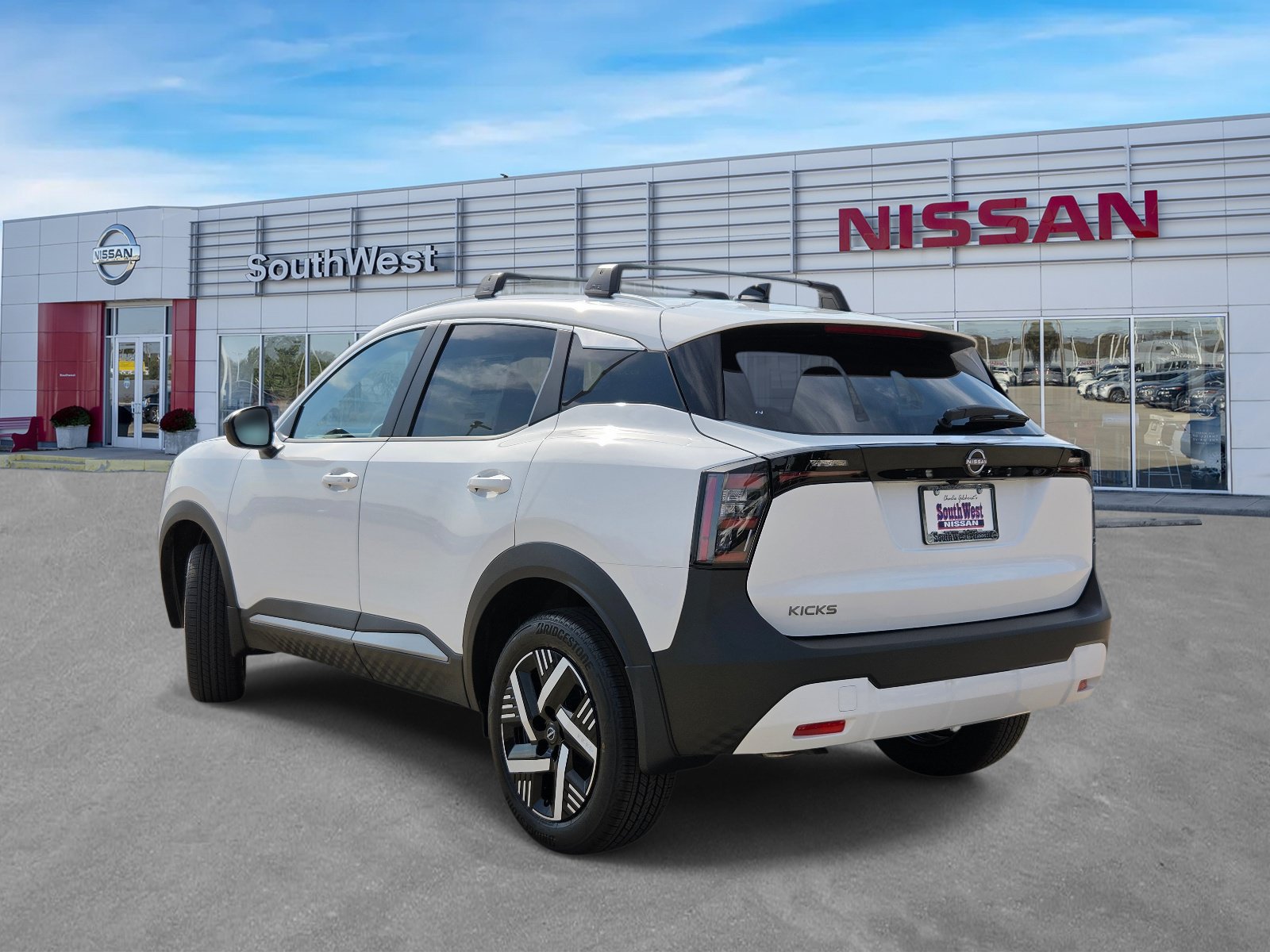 New 2027 Nissan Kicks SV w/ Cold Weather Package FWD image 7