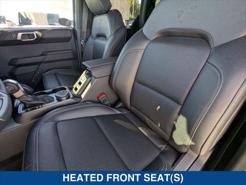 New 2025 Ford Bronco Badlands image 11