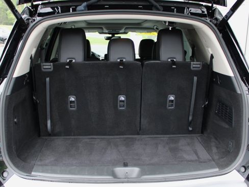 Certified 2024 Nissan Pathfinder SL w/ SL Premium Package image 15