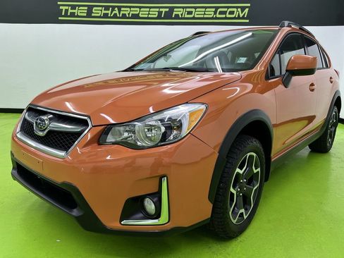 Used 2014 Subaru Crosstrek 2.0i Limited AWD/4WD image 5