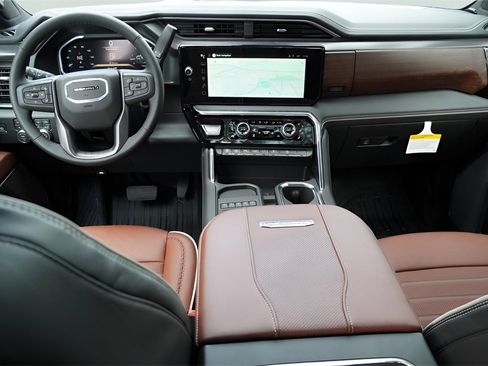 New 2026 GMC Sierra 3500 Denali Ultimate image 28