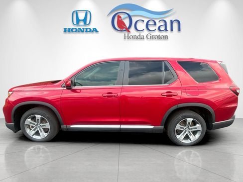 Used 2023 Honda Pilot EX-L image 6