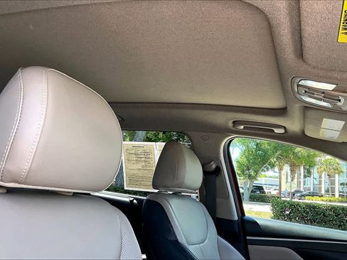 Used 2019 Hyundai Santa Fe FWD image 14