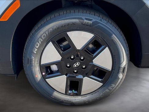 New 2026 Hyundai Santa Fe SE image 12