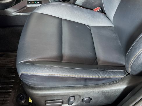 Used 2018 Toyota RAV4 SE w/ Advanced Technology Package AWD/4WD image 20