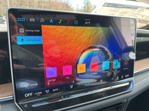 New 2026 Volkswagen Tiguan SEL R-Line AWD/4WD image 26