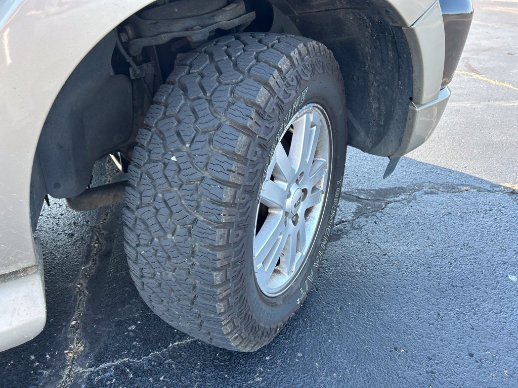 Used 2007 Ford Explorer Eddie Bauer RWD image 10