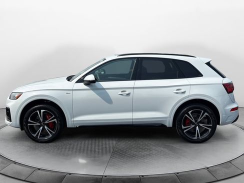 Used 2025 Audi Q5 2.0T Premium Plus w/ Premium Plus Package AWD/4WD image 4