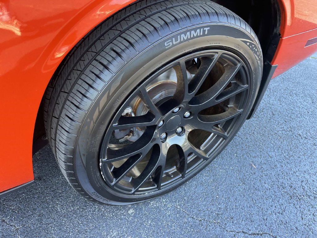 Used 2013 Dodge Challenger R/T RWD image 11