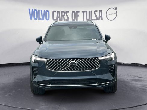 New 2026 Volvo XC90 B6 Plus w/ Protection Package Premier AWD/4WD image 8