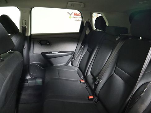 Used 2023 Nissan Rogue S image 46