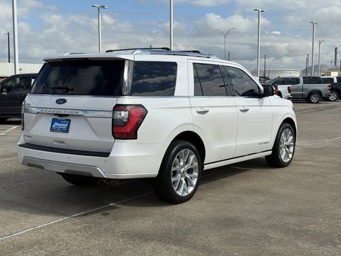 Used 2019 Ford Expedition Platinum image 10
