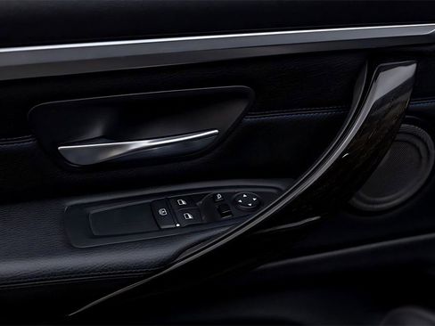 Used 2019 BMW 440i xDrive Coupe w/ M Sport Package image 22