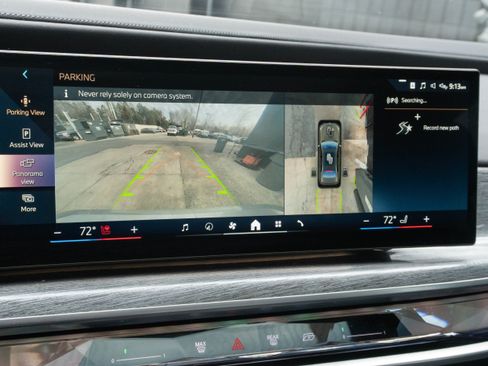 Certified 2023 BMW 740i image 26