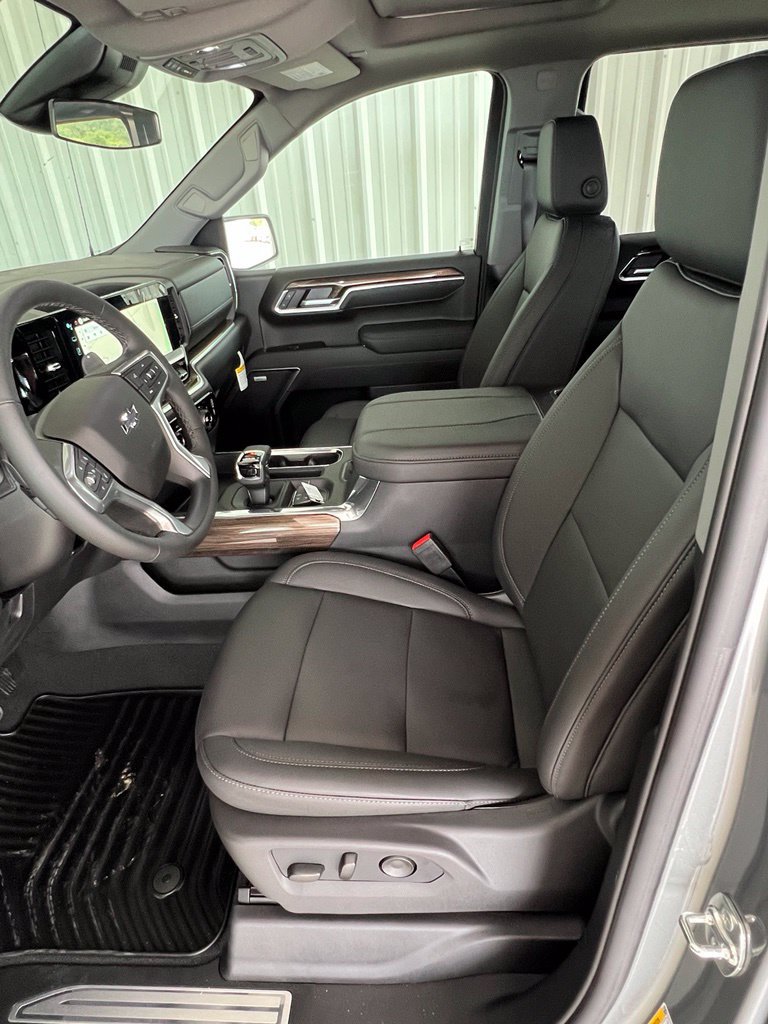 New 2026 Chevrolet Silverado 1500 RST w/ Texas Edition Plus AWD/4WD image 12