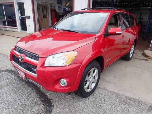 Used 2010 Toyota RAV4 Limited w/ Limited Extra Value Pkg AWD/4WD image 2