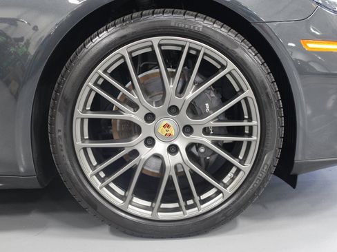 Certified 2023 Porsche Panamera 4 Platinum Edition w/ Assistance Package image 14